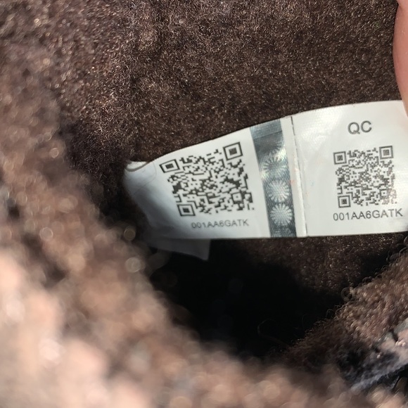 UGG Brown Boots Size 8 Kids - Picture 3 of 12